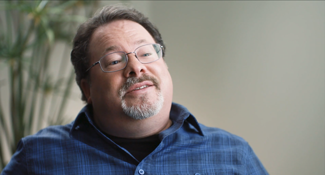  Man with sleep apnea describing successful CPAP therapy and better sleep quality