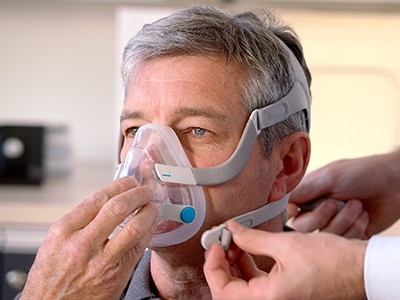 full-face-CPAP-mask-sleep-apnoea-patients-ResMed